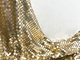 柔らかく適用範囲が広い3mmの金属のスパンコールの網の金のアルミニウムHaute衣服の生地
